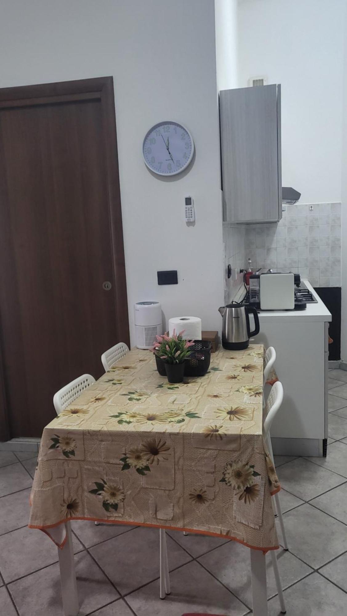 诺瓦拉Casa Manzoni公寓 外观 照片