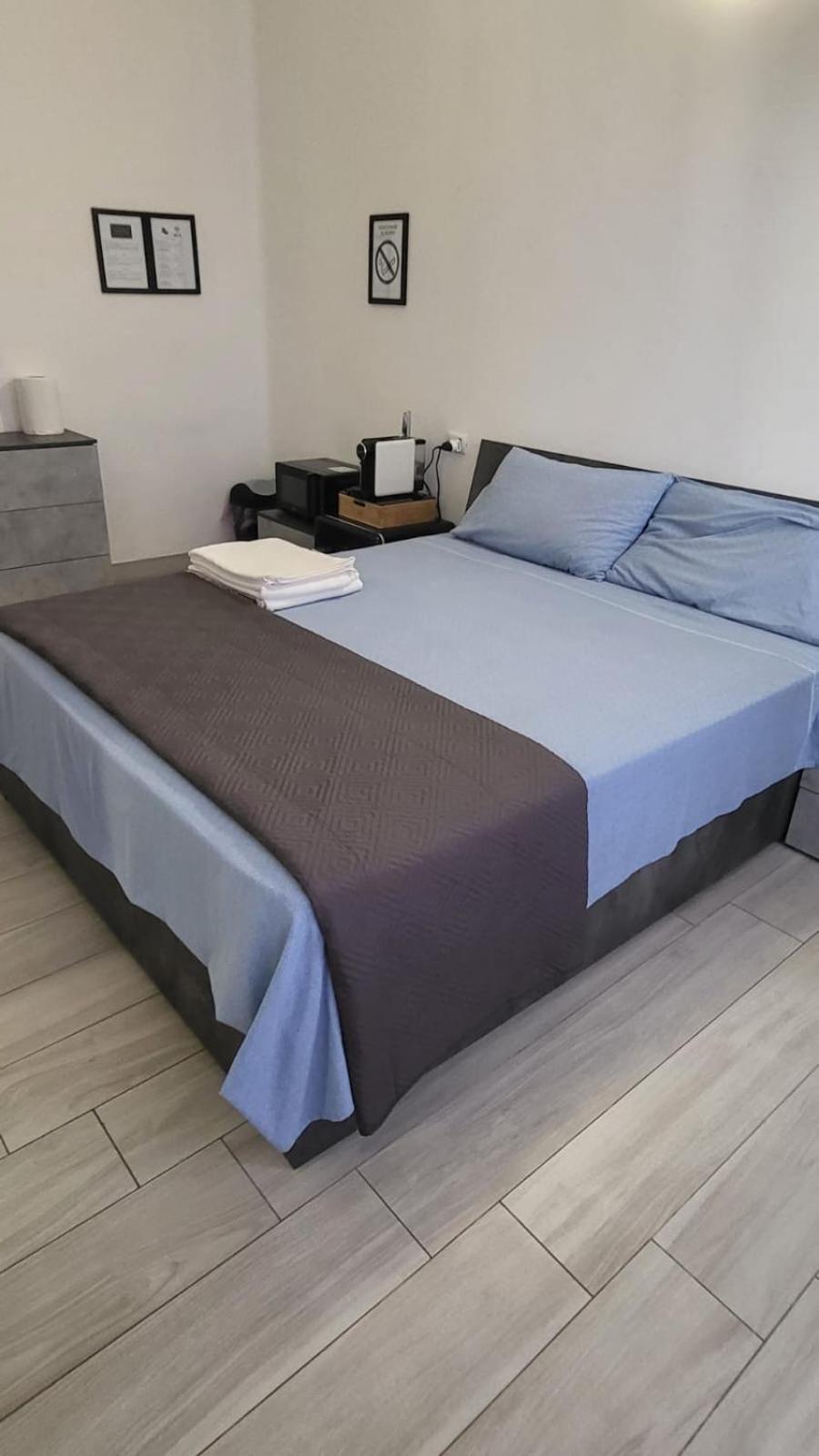 诺瓦拉Casa Manzoni公寓 外观 照片